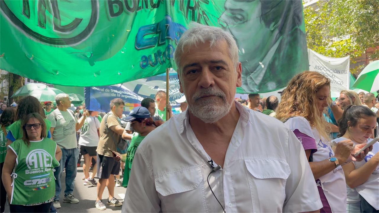 «Это — варварство»: профсоюзы Аргентины проводят общенациональную забастовку против предложенной правительством реформы трудового законодательства