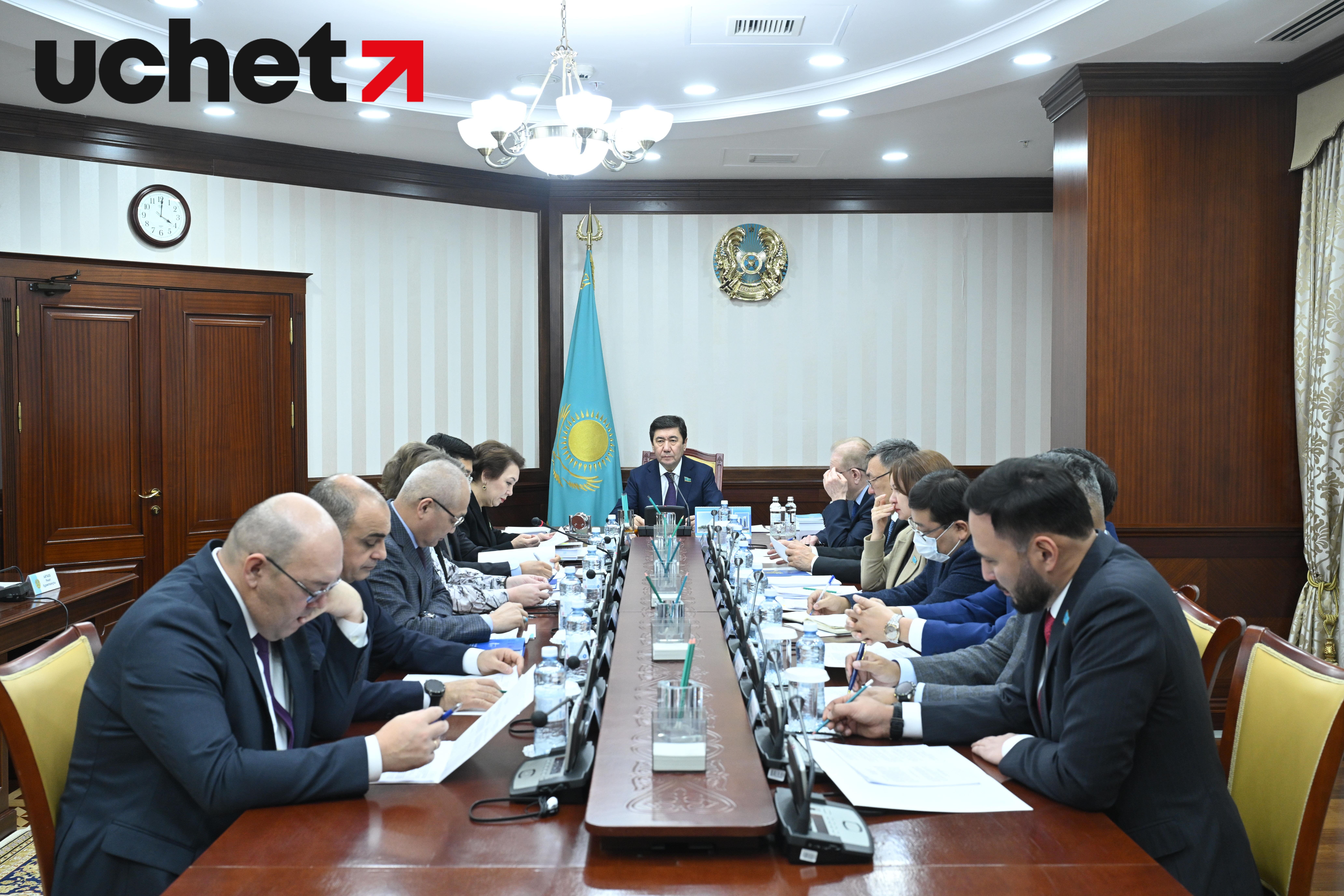 Гражданско-правовые договоры больше нельзя будет оформлять вместо трудовых в Казахстане