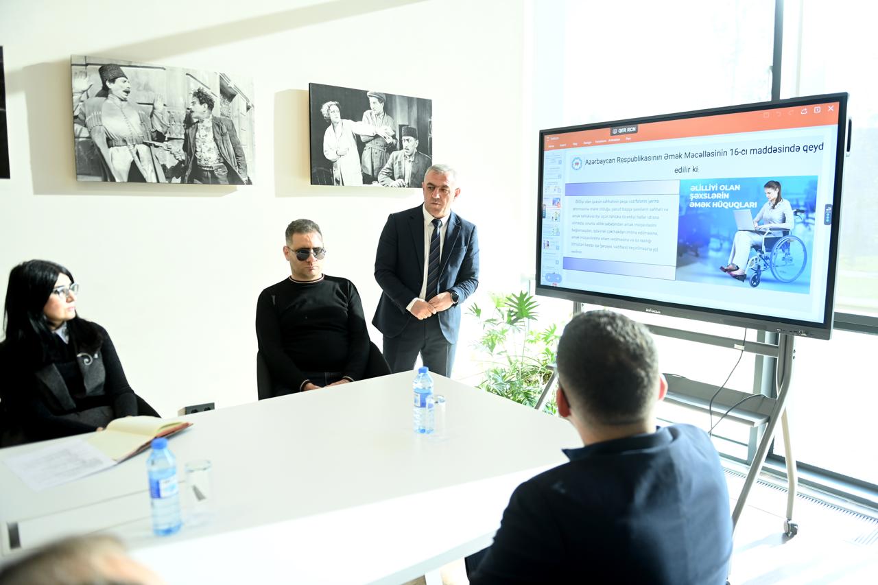 В Конфедерации профсоюзов Азербайджана обсудили вопросы создания рабочих мест для лиц с ограниченными возможностями здоровья